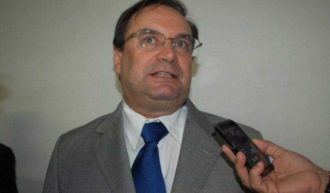 Vice-governador Luciano Barbosa se reúne com vereadores de Arapiraca