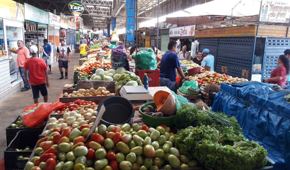 Mercados e feiras de Maceió vão funcionar em horário reduzido