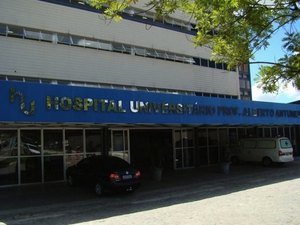 Ar condicionado pega fogo em sala de pré-natal no Hospital Universitário