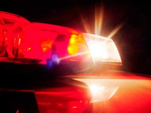 Indivíduos são presos em flagrante roubando transeuntes
