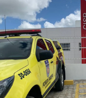 Agência bancária é furtada na Ponta Verde