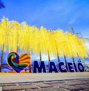 Após aglomerações, Prefeitura de Maceió retira ornamentação natalina