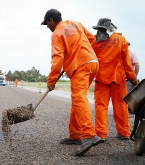 Governador autoriza reconstrução da rodovia AL-460 em Porto de Pedras