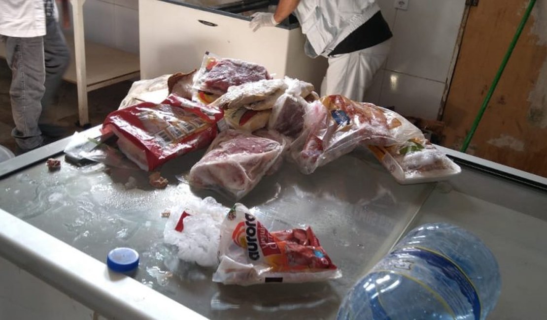 Vigilância Sanitária apreende mais de mil quilos de carne vencida em Maceió