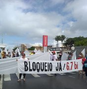 Moradores do Mutange realizam protesto em frente à Braskem