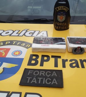 Dupla é presa com dois quilos de cocaína no bairro da Ponta Grossa
