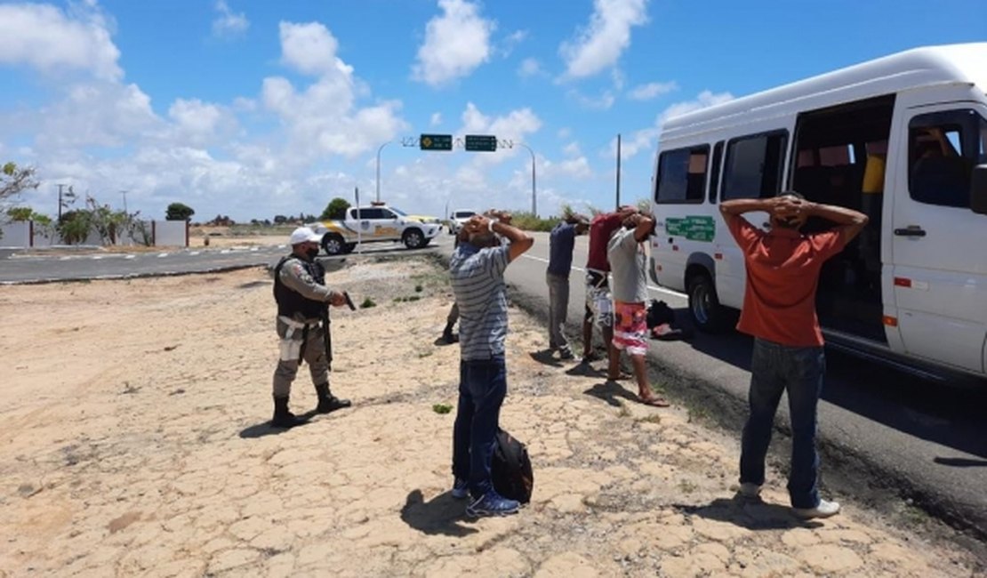Roubos a ônibus intermunicipais diminuem 75% em Alagoas, diz SSP
