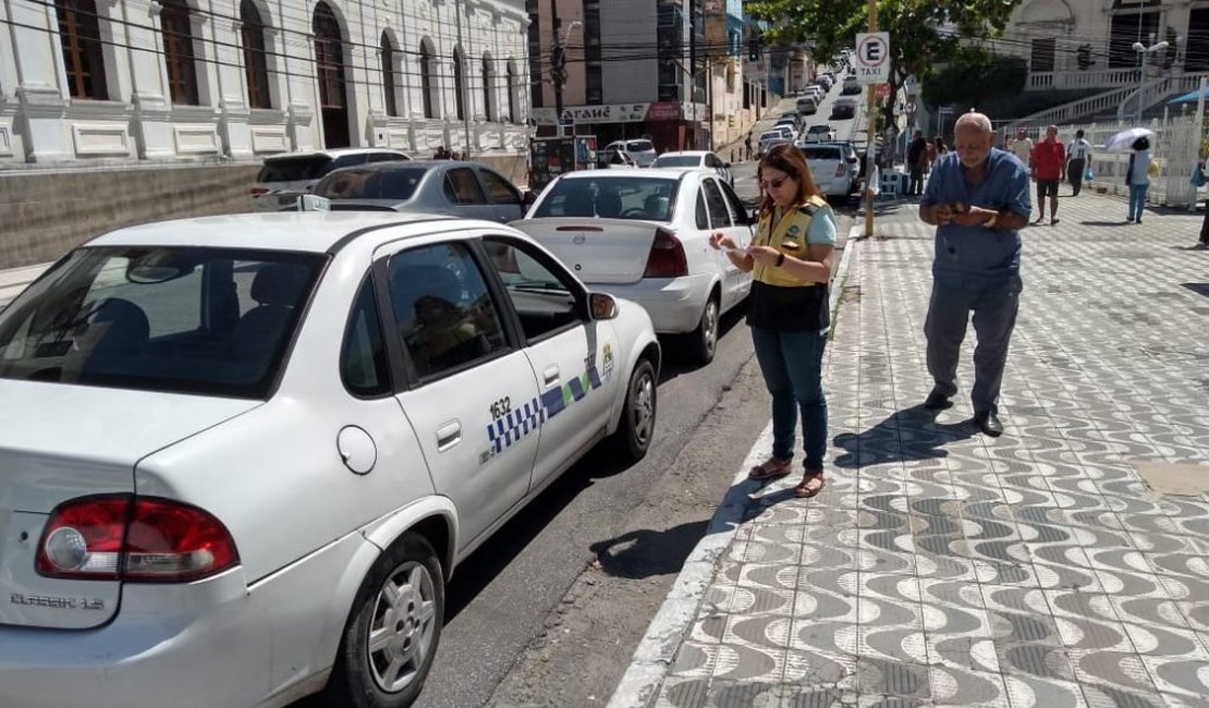 Associação espera que mais de mil motoristas migrem para táxi lotação