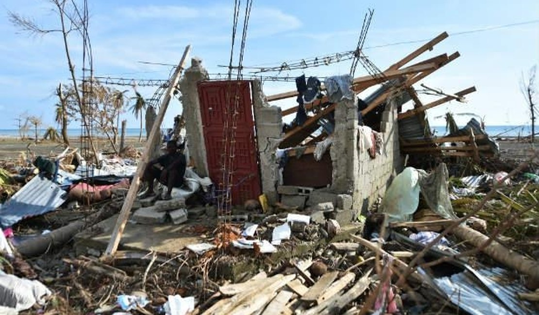 Sobe para 473 número de mortos no Haiti por furacão Matthew
