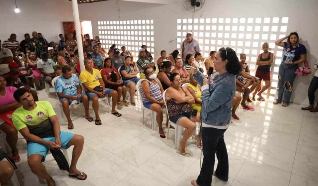 Fabiana Pessoa tem encontro com pescadores e marisqueiras de Maceió e assegura compromisso com o setor