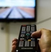 Número de assinantes de TV paga continua caindo por causa da crise econômica