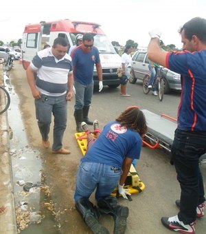 Motorista foge após deixar motociclista ferida em Arapiraca