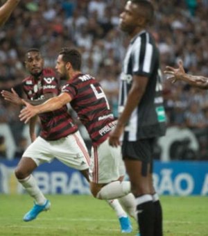 É líder! Em noite perfeita, Flamengo vence Ceará e assume a ponta