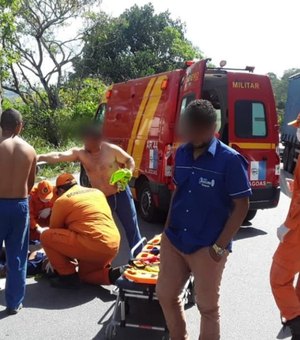 Motorista é atropelado pelo próprio caminhão ao tentar consertar defeito, em Satuba