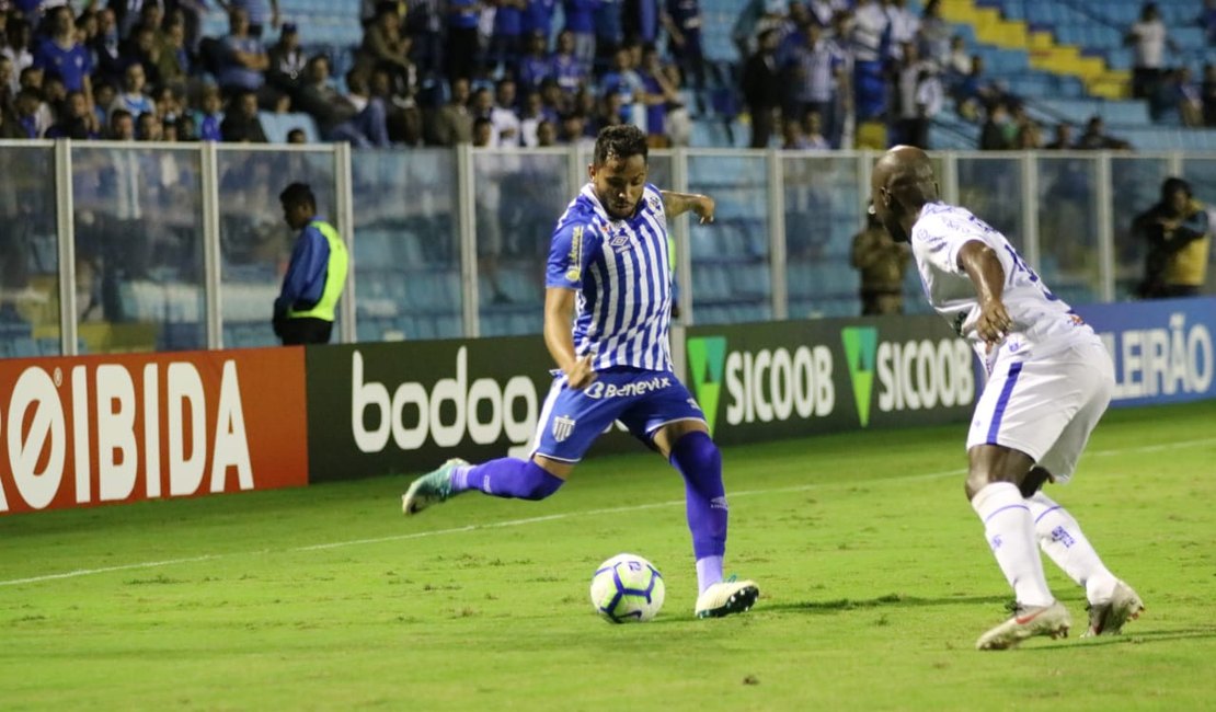 CSA empata contra o Avaí e segue sem vencer no Brasileirão