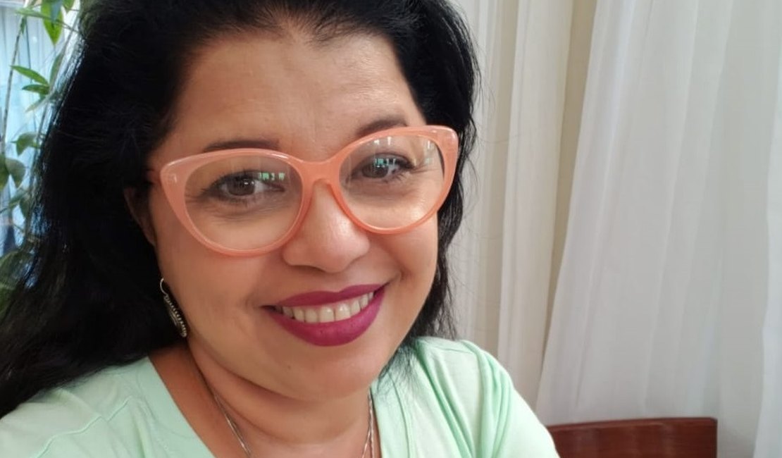 Vítima de câncer, radialista alagoana faz vaquinha online para pagar cirurgia