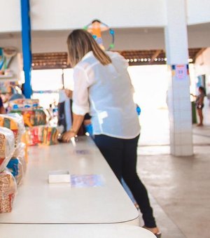 Em nova etapa, Educação de Maceió entrega mais de 10 mil kits de merenda
