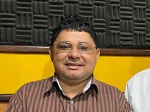 Radialista Neno Correia será sepultado em Penedo nesta terça-feira