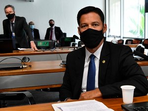 Rodrigo Cunha garante R$ 47 milhões para combate à pandemia em AL