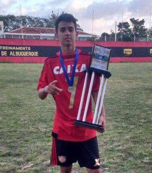 Alagoano de 13 anos conquista títulos na base do Sport e vai para a Copa Brasil sub 15 