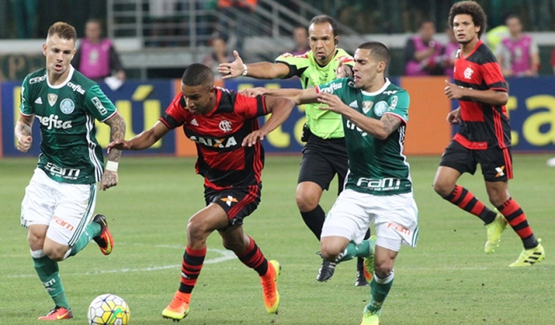 Palmeiras empata com Flamengo, Ponte vence e Timão deixa o G4