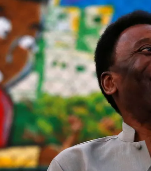 Do hospital, Pelé tranquiliza fãs e agradece por homenagens na Copa do Mundo