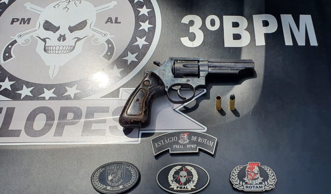 Dias após efetuar disparo, homem é preso por posse ilegal de arma de fogo