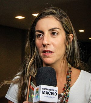 Indicada pelo trade turístico, Adriana Vasconcelos é barrada por equipe de JHC
