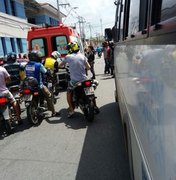 Tentativa de assalto a ônibus deixa quatro pessoas feridas na Cambona