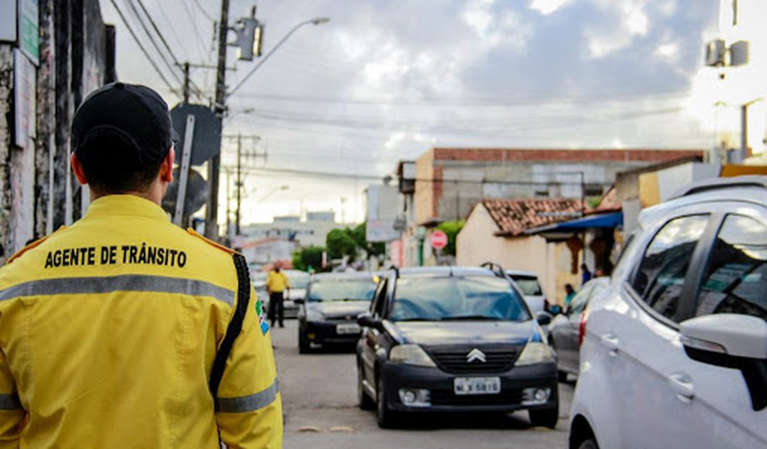 Obras de drenagem e pavimentação mudam o trânsito na Santa Lúcia