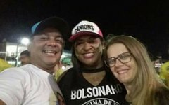 Heraldy Maxes faz campanha para Bolsonaro junto com amigos