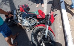 Acidente entre motos envolve mototaxista e funcionário do HEA