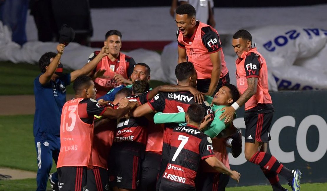 Flamengo visita a LDU na altitude e tenta consolidar o melhor início do clube na história da Libertadores