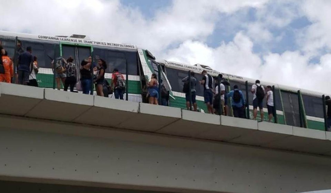 37 pessoas ficam feridas em choque de trens em Fortaleza
