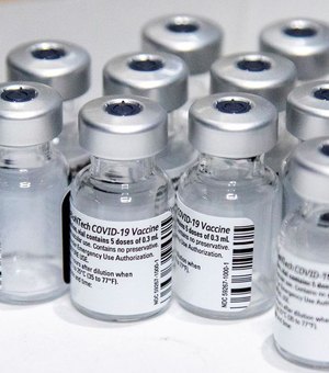 Ministério diz que vai distribuir 1,1 milhão de doses da vacina da Pfizer a partir desta segunda