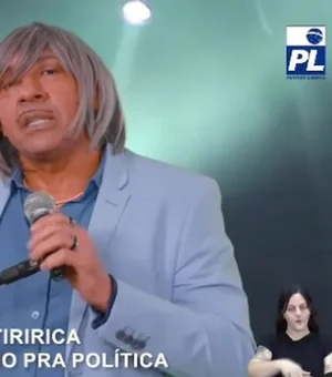 Ministro do STF rejeita reclamação do cantor Roberto Carlos contra deputado Tiririca