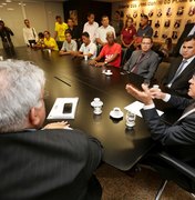 Vice-presidente do TJAL recebe representantes moradores do Pinheiro