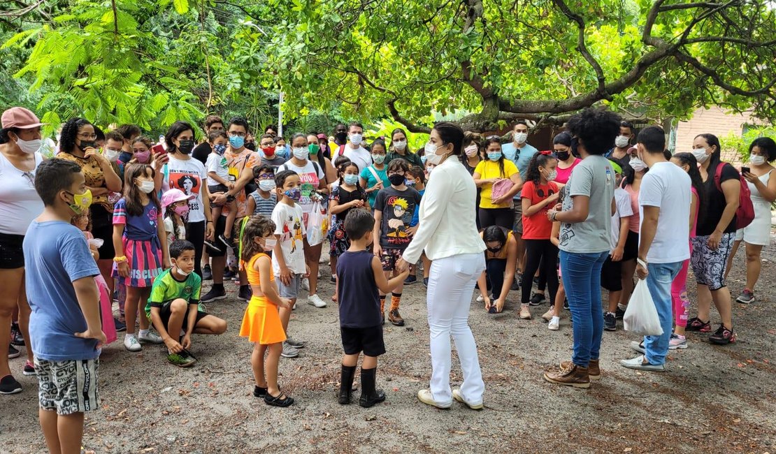 Mais de 250 pessoas participam de programação especial no Parque do Horto
