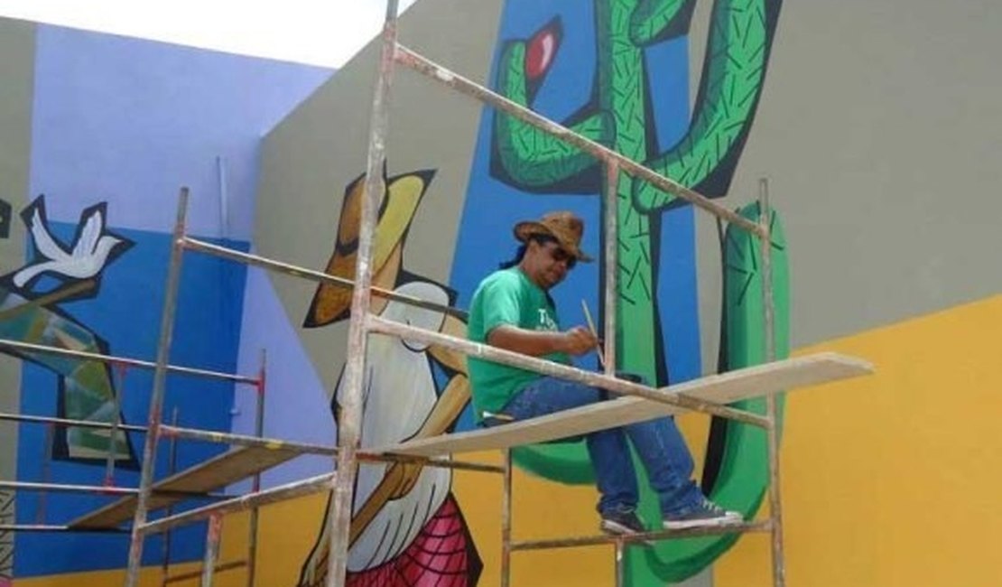 Uneal inicia projeto de pinturas artísticas no campus do Agreste