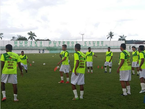 Na busca pelo primeiro ponto na Série D, Murici leva 18 jogadores para pegar o Flu de Feira-BA