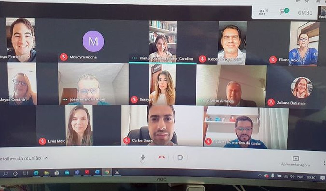 Juízes que receberão equipes multidisciplinares discutem início dos trabalhos