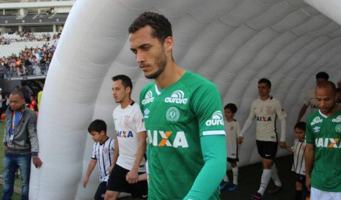 Zagueiro Neto anuncia a sua aposentadoria do futebol
