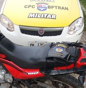 Denúncia anônima leva polícia a recuperar moto roubada em Maceió