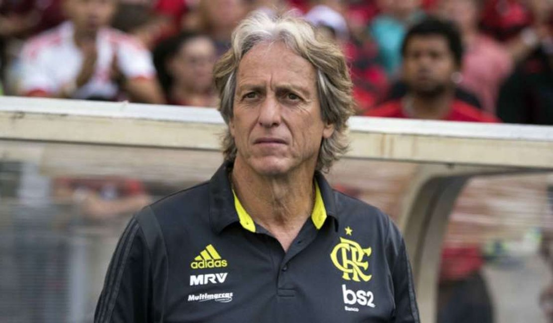 Jorge Jesus reclama de 'antijogo' do São Paulo: 'Me senti na Arábia'