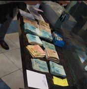 Servidor é preso com santinhos de candidato à Prefeitura de Maceió e mais de R$ 20 mil