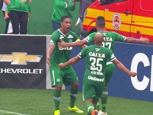 Na despedida de Oswaldo de Oliveira, Sport é goleado pela Chapecoense