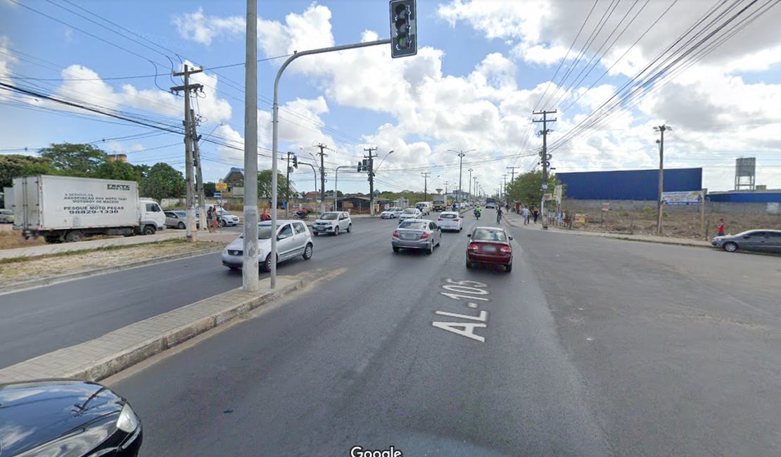 Motoristas cobram sinalização em cruzamento do Benedito Bentes