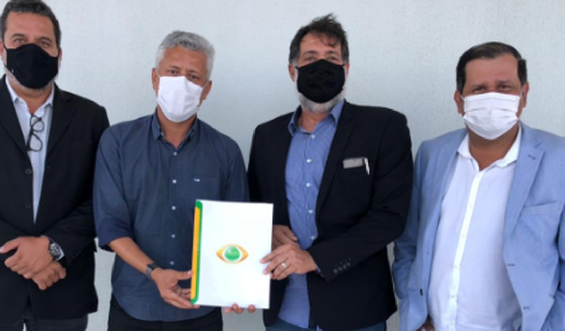 Vytor Ferro vai comandar programa Agitação aos domingos na Band Nordeste