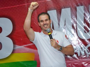 Olavo Neto deverá ser o candidato da família Calheiros para a Câmara Federal