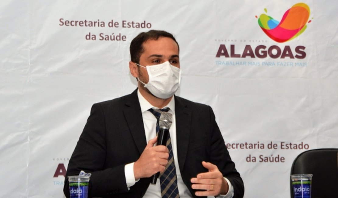 Secretário comenta chegada de novas vacinas no estado